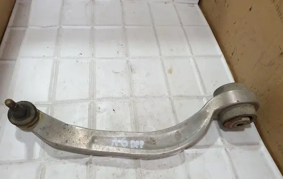 Audi A6 S6 C5 4B Front lower control arm/wishbone