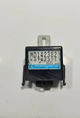 Mitsubishi L200 Other relay MD142382 K8T52371