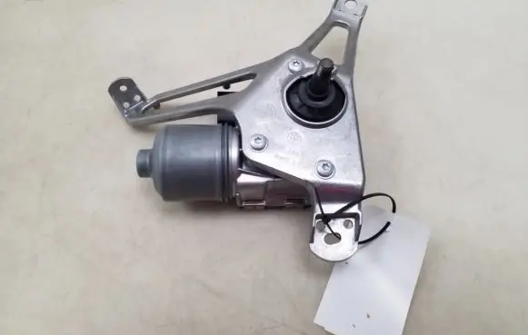 BMW i3 Front wiper linkage 7359449