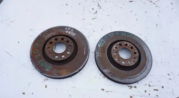 Audi A4 S4 B7 8E 8H Front brake disc TARCZE