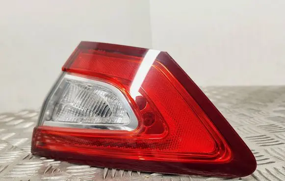 Ford Mondeo MK V Tailgate rear/tail lights DS7313A602KD CD391DLL 21040201