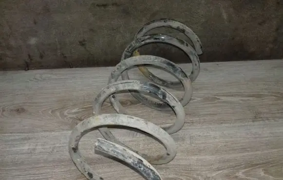 Volvo S60 Rear coil spring
