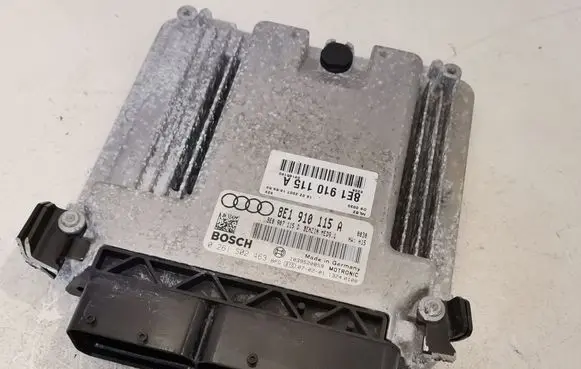 Audi A4 S4 B7 8E 8H Engine control unit/module 8E1910115A 0261S02463 8E0907115D