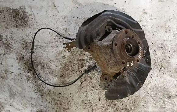 BMW X3 F25 Front wheel hub
