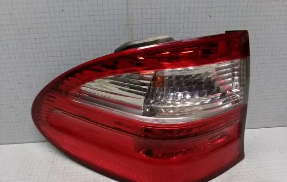 Mercedes-Benz E W211 Rear/tail lights A2118201164