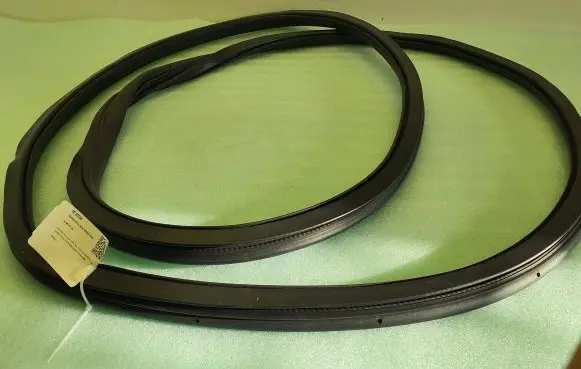 Volkswagen Sharan Sliding door rubber seal 7N0867913F