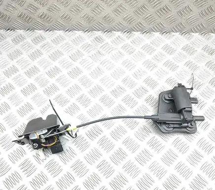 Aston Martin DBX Tailgate/trunk/boot lock/catch/latch MY83F442A66AA