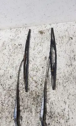 Dacia Logan I Windshield/front glass wiper blade 