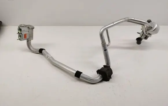 Volvo V60 Air conditioning (A/C) pipe/hose 31497392