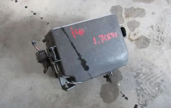 Hyundai i40 Fuse module
