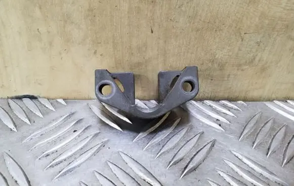 BMW X3 E83 Fuel Injector clamp holder