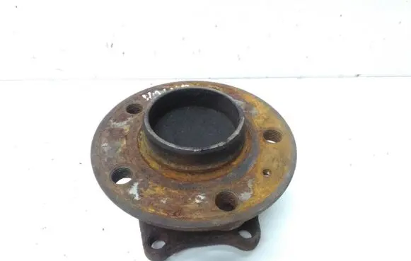 Volvo S60 Rear wheel hub