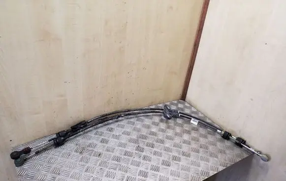 Ford Kuga I Gear shift cable linkage AV4R7E395KC