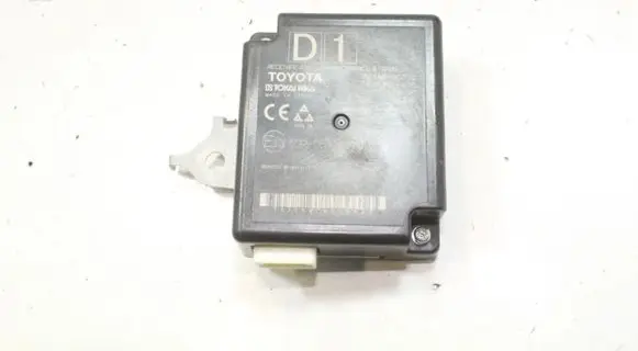 Toyota Yaris XP210 Door central lock control unit/module 897A00D030