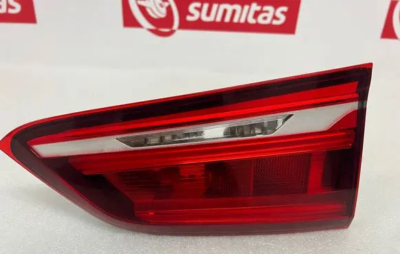 BMW X1 F48 F49 Tailgate rear/tail lights 7350698 735069818