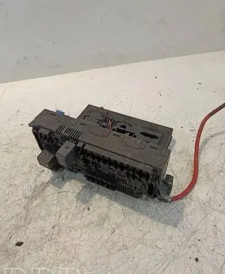 Mercedes-Benz E W211 Fuse module 2115454201 00005927A