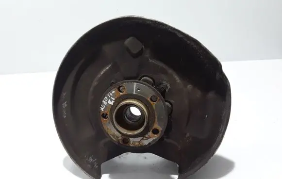 Volvo XC90 Rear wheel hub 31658533