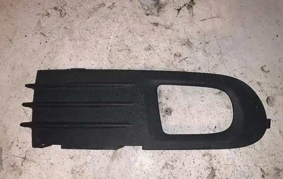 Volvo V50 Front grill 30655885
