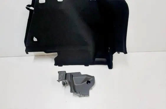Volvo EX30 Trunk/boot side trim panel 80001770