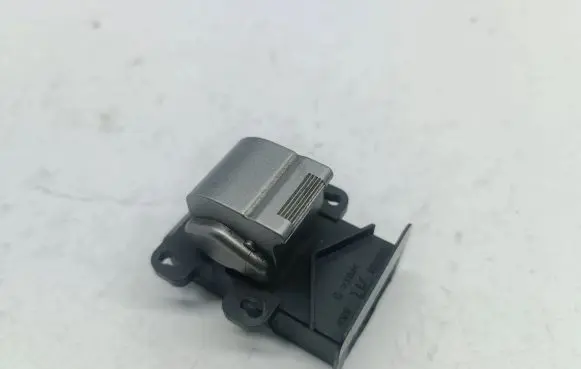 Honda FR-V Electric window control switch M20783
