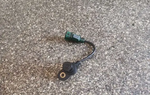 Hyundai Santa Fe Crankshaft position sensor 3935037110