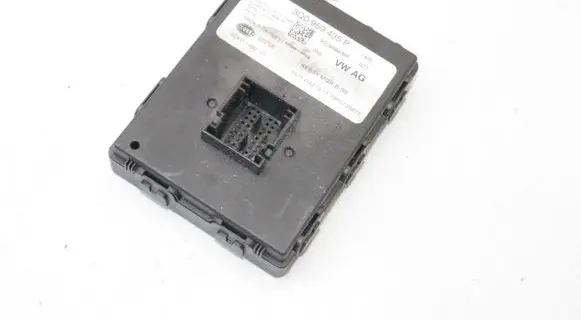 Skoda Kamiq Keyless (KESSY) go control unit/module 3Q0959435P