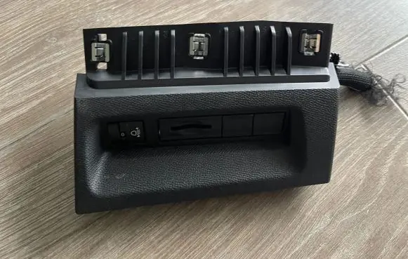 Peugeot 308 Other devices 98095437ZD