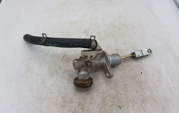 Nissan X-Trail T30 Clutch slave cylinder NOCODE