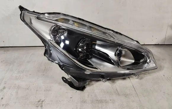 Peugeot 208 Headlight/headlamp 90048532 9810805880