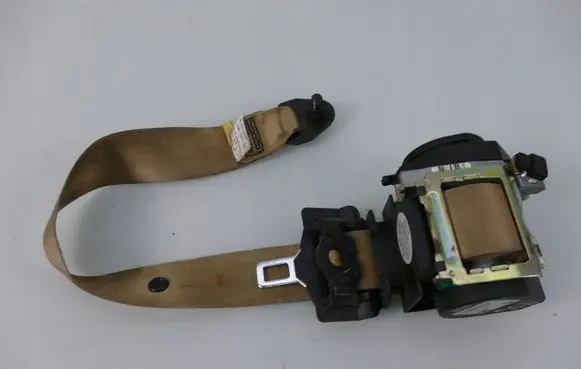BMW 7 E65 E66 Front seatbelt 561148401
