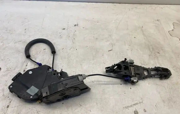 Jaguar F-Pace Rear door lock C47890102