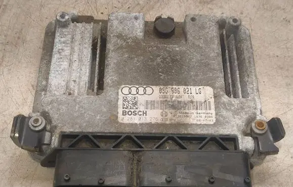Audi A3 S3 8P Engine control unit/module 03G906021LG 1039S15967 0281013276