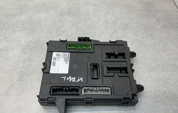 Nissan X-Trail T32 Comfort/convenience module 284B14CB3A
