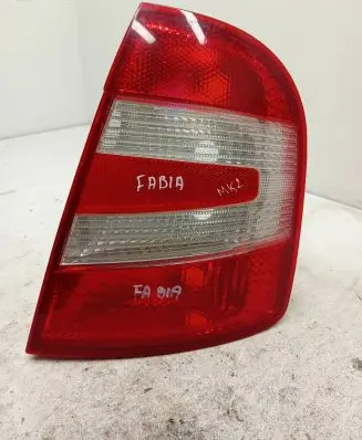 Skoda Fabia Mk1 (6Y) Rear/tail lights 6Y6945096D 6Y6945116 5S1T13414A