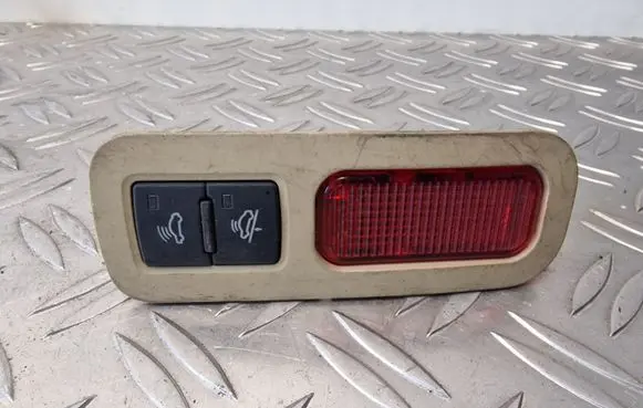 Audi A8 S8 D3 4E Alarm switch 4E0962109