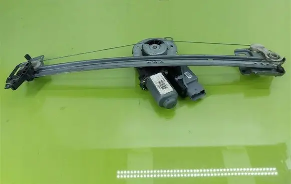 Citroen C3 Front door window regulator with motor 400618F