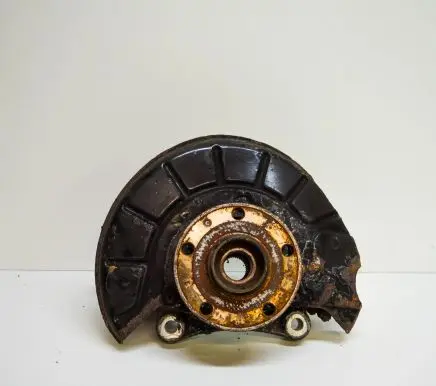 Volkswagen PASSAT B7 Front wheel hub
