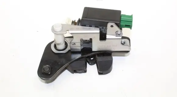 Land Rover Discovery 3 - LR3 Tailgate/trunk/boot lock/catch/latch 7016050