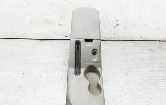 Mitsubishi L200 Center console MN179797