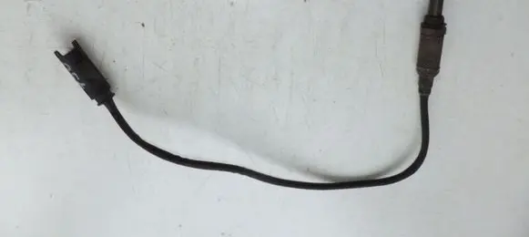 BMW 7 E38 Lambda probe sensor 1742051 11781742051 0258003475