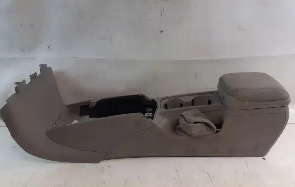 Volvo S40 Center console 8687408