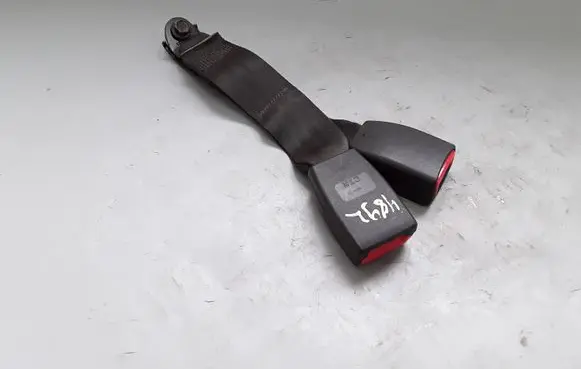 KIA Magentis Rear seatbelt buckle 100417