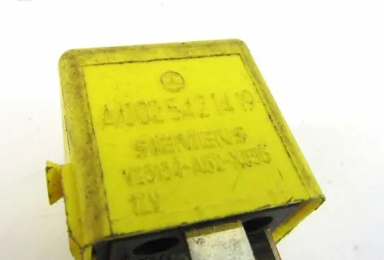 Mercedes-Benz E W210 Other relay 0025421419