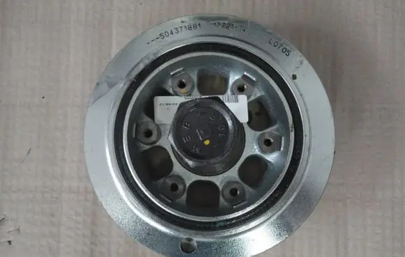 Mitsubishi Canter Crankshaft pulley 504371881