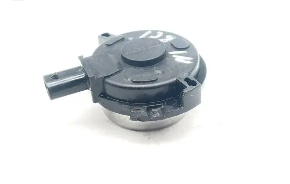 BMW 7 G11 G12 Turbo solenoid valve 33102785