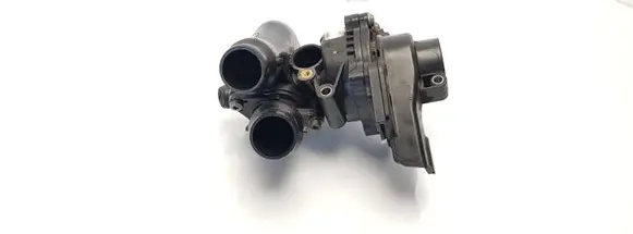 Volkswagen Scirocco Water pump 06H121026BA 102561280 06H121008N