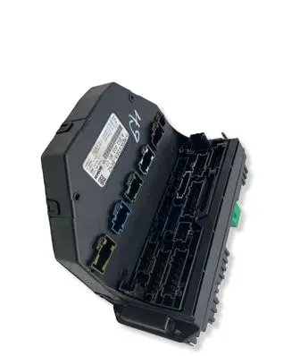 Mercedes-Benz C W204 Fuse module A2129008007