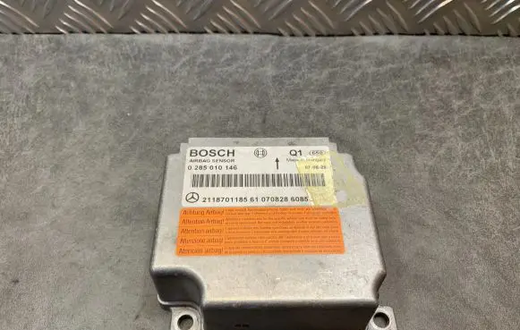 Mercedes-Benz E W211 Airbag control unit/module 0285010146