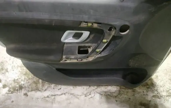 Skoda Roomster (5J) Front door card panel trim 