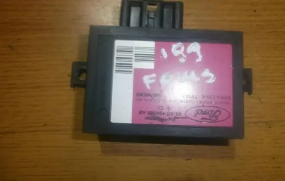 Ford Focus Other control units/modules 98ag15k600ab
